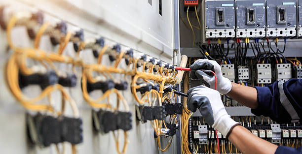 Professional Electrician technician working in Tokeneke, CT